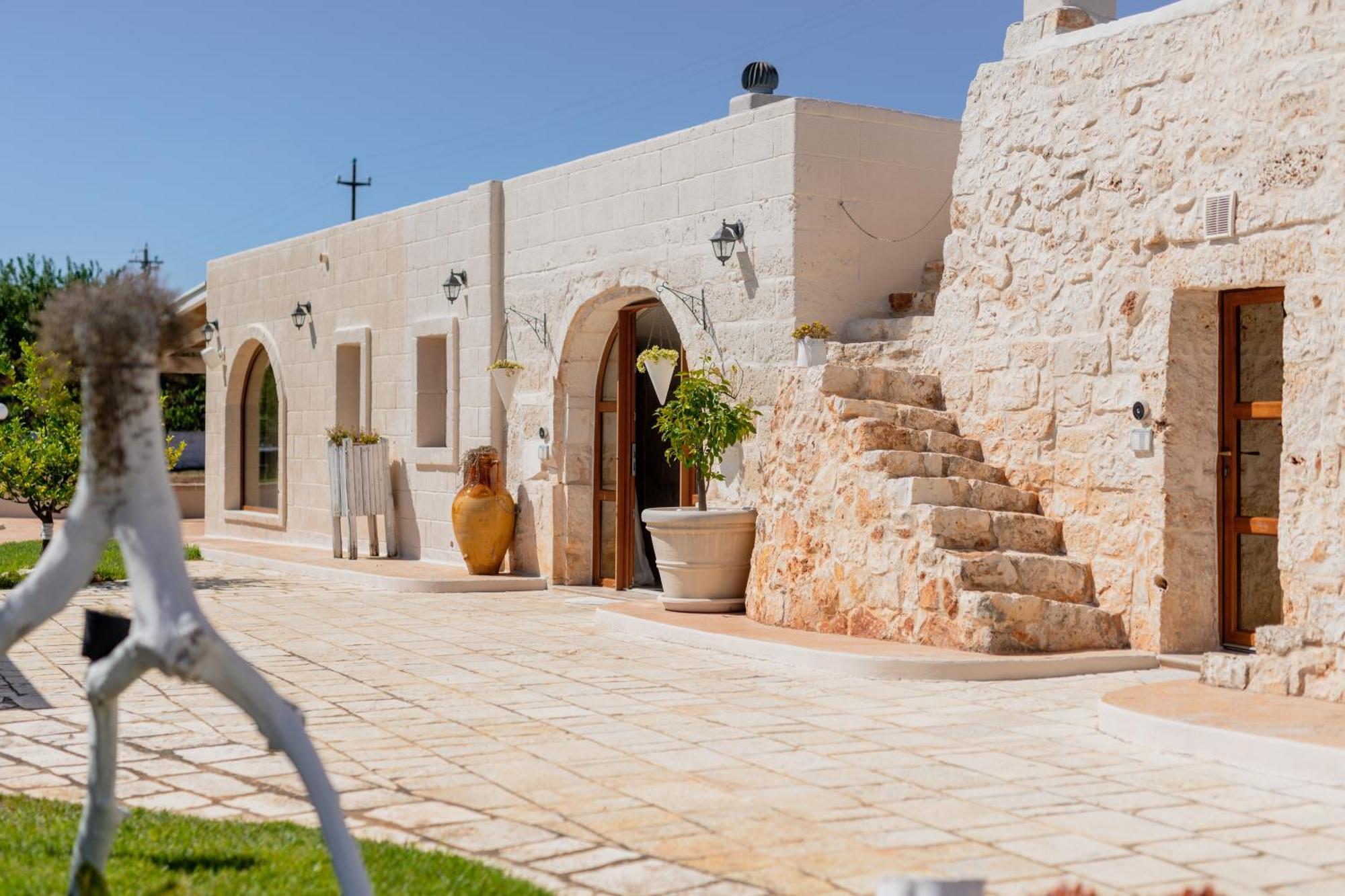 Hasamami Eco Trullo, Ostuni Luxury Suite Exterior foto